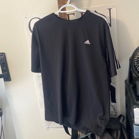 Adidas athletic shirt - Picture 1 of 1